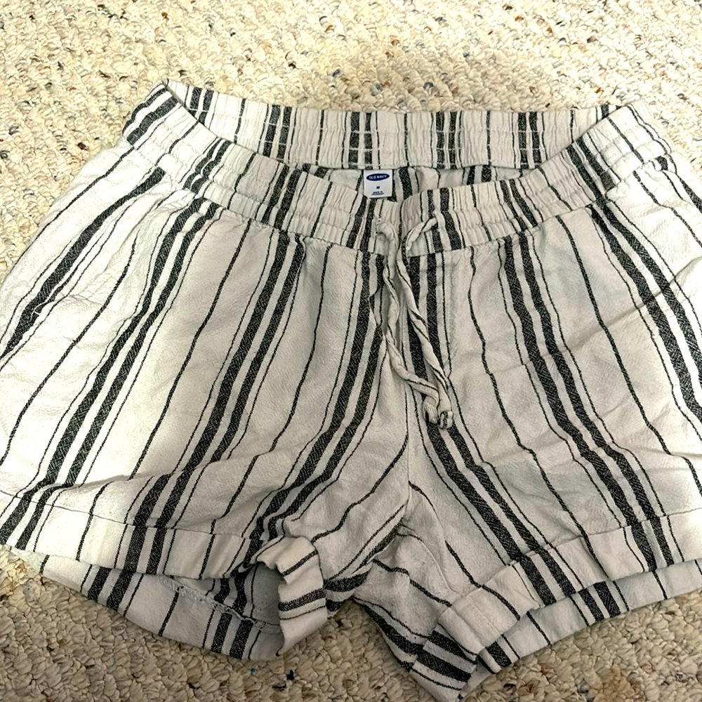 Old navy shorts. Size M